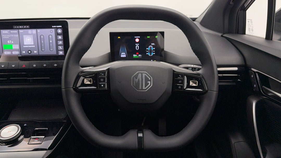 2024 MG Mg4 Excite 51, Automatic, 12935 km, Steering Wheel Close-up