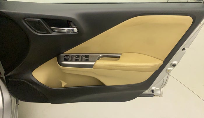 2014 Honda City 1.5L I-VTEC VX, Petrol, Manual, 38,081 km, Driver Side Door Panels Control