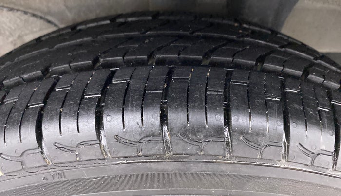2018 Hyundai NEW SANTRO ASTA 1.1 MT, Petrol, Manual, 5,477 km, Left Rear Tyre Tread