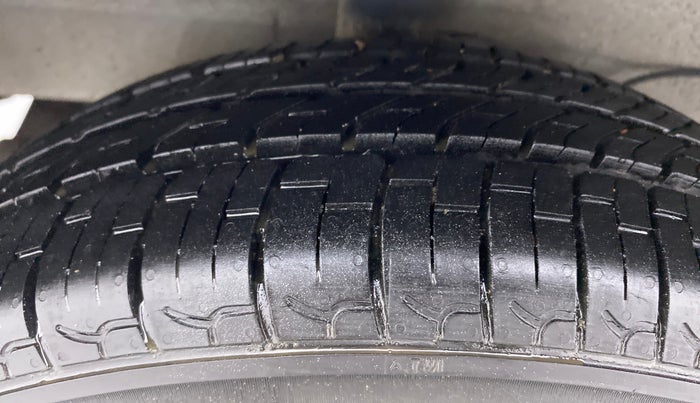 2018 Hyundai NEW SANTRO ASTA 1.1 MT, Petrol, Manual, 5,477 km, Right Rear Tyre Tread