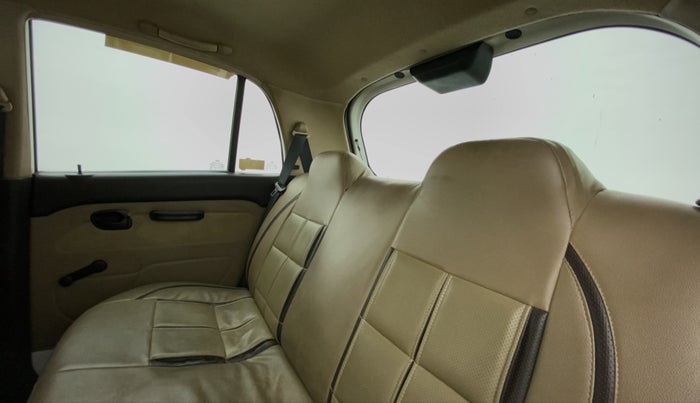 2014 Hyundai Santro Xing GL PLUS, Petrol, Manual, 21,763 km, Right Side Rear Door Cabin