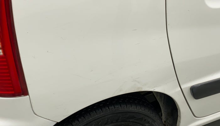2014 Hyundai Santro Xing GL PLUS, Petrol, Manual, 21,763 km, Right quarter panel - Minor scratches