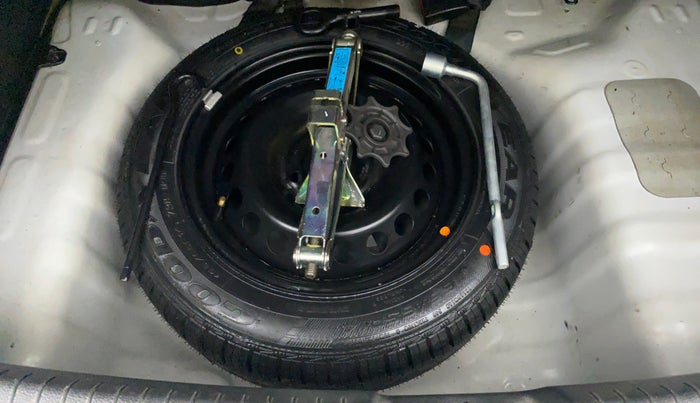 2018 Hyundai Grand i10 MAGNA 1.2 KAPPA VTVT, Petrol, Manual, 11,985 km, Spare Tyre