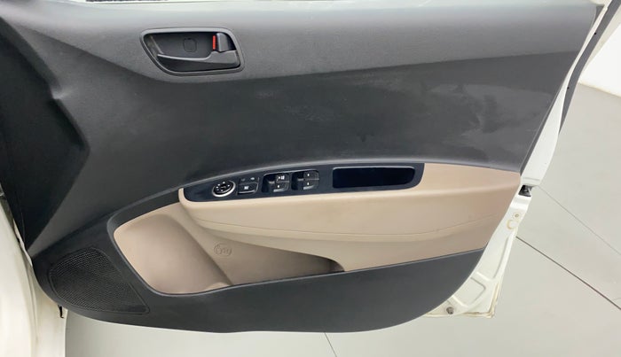 2018 Hyundai Grand i10 MAGNA 1.2 KAPPA VTVT, Petrol, Manual, 11,985 km, Driver Side Door Panels Control