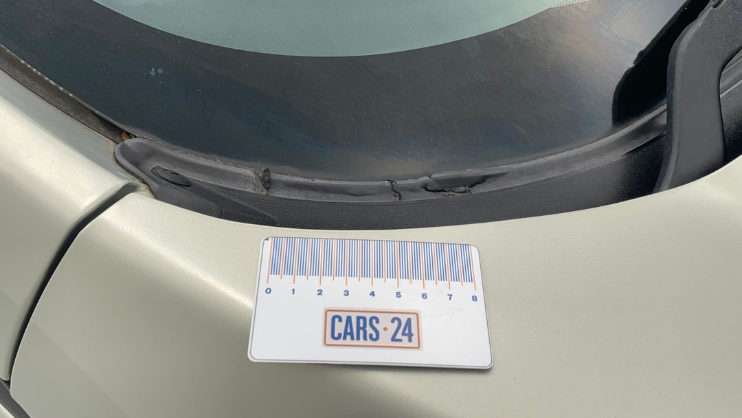 Windshield Front Scratch