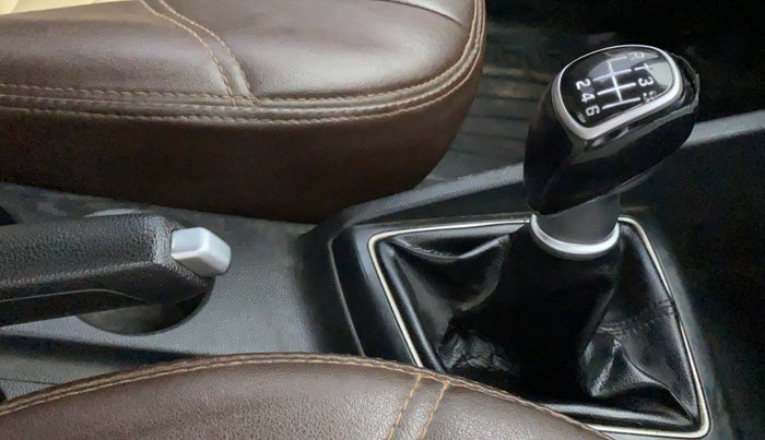 2018 Hyundai Elite i20 ASTA 1.4 CRDI (O), Diesel, Manual, 85,229 km, Gear Lever