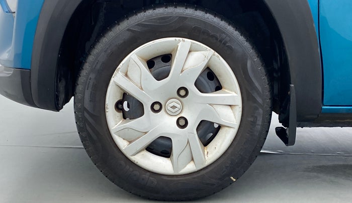 2020 Renault Kwid RXT, Petrol, Manual, 13,835 km, Left Front Wheel