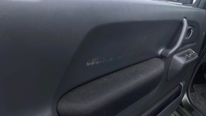 SUZUKI JIMNY-Door Interior LHS front Scratch