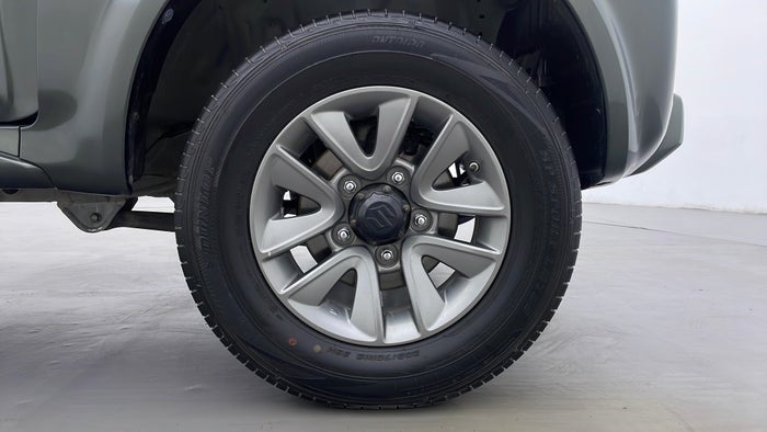 SUZUKI JIMNY-Right Front Tyre