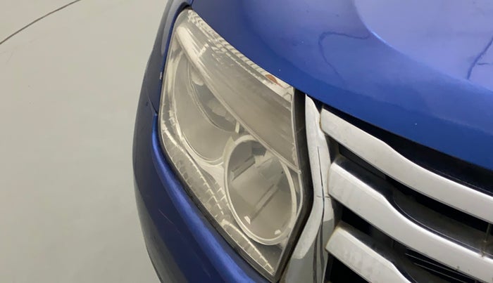 2013 Renault Duster 110 PS RXZ DIESEL, Diesel, Manual, 1,22,814 km, Right headlight - Faded
