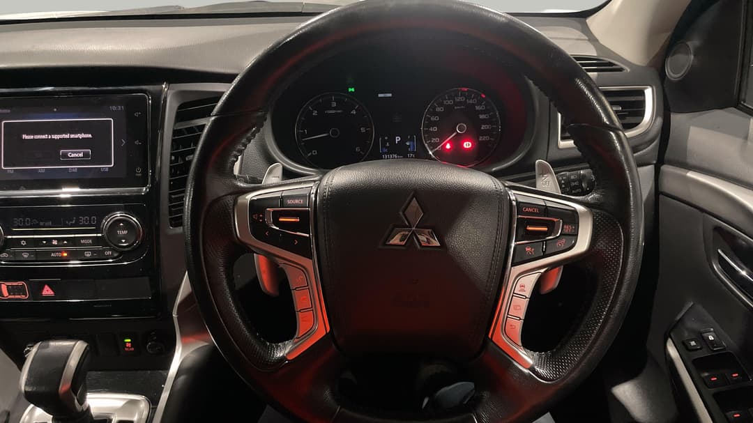 2018 Mitsubishi Pajero Sport Gls (4x4) 7 Seat, Automatic, 131376 km, Steering Wheel Close-up