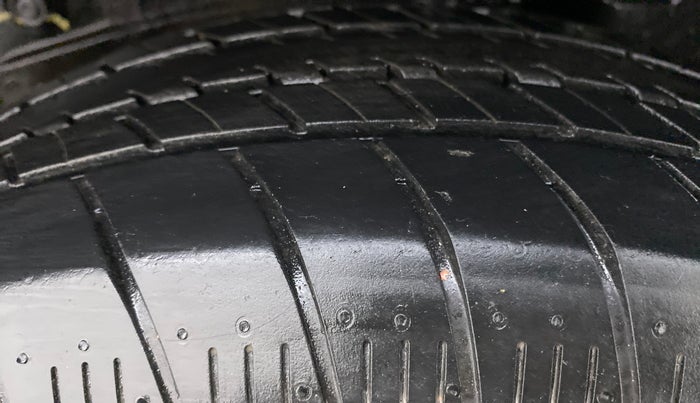 2012 Toyota Etios G, Petrol, Manual, 62,781 km, Left Rear Tyre Tread
