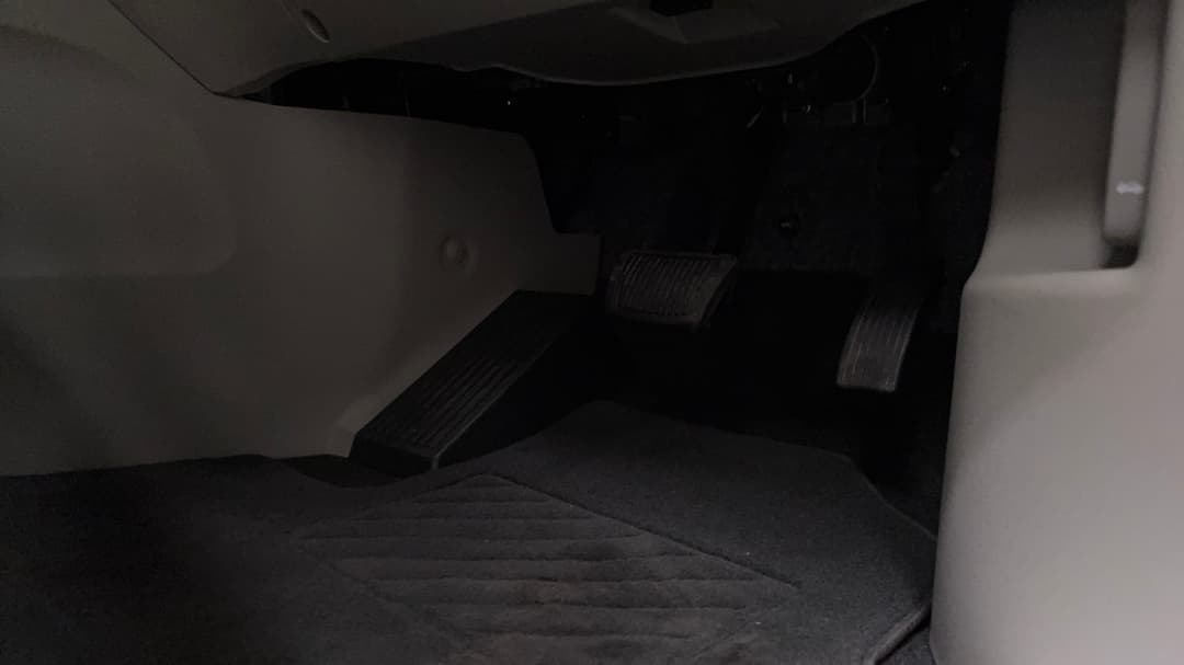 2019 Kia Carnival Sli, Automatic, 95917 km, Pedals and Footmat