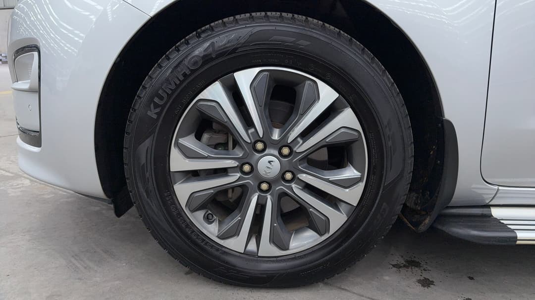 2019 Kia Carnival Sli, Automatic, 95917 km, Left Front Wheel