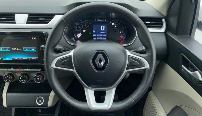 2020 Renault TRIBER RXZ AT, Petrol, Automatic, 4,084 km, Steering Wheel Close Up