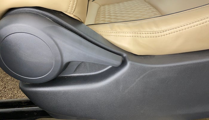 2019 Honda Amaze 1.2 EMT I VTEC, Petrol, Manual, 35,663 km, Driver Side Adjustment Panel