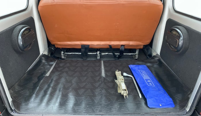 2019 Maruti Eeco 5 STR WITH AC PLUSHTR, Petrol, Manual, 18,653 km, Boot Inside