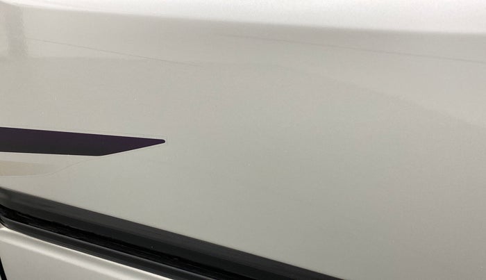 2019 Maruti Eeco 5 STR WITH AC PLUSHTR, Petrol, Manual, 18,653 km, Left quarter panel - Minor scratches