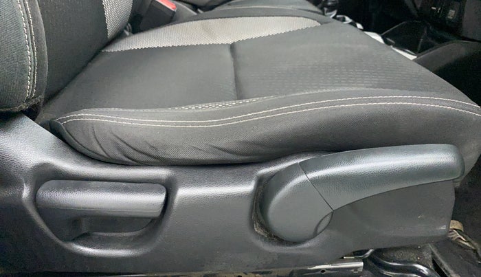 2017 Honda WR-V 1.2 i-VTEC VX MT, Petrol, Manual, 59,568 km, Driver Side Adjustment Panel