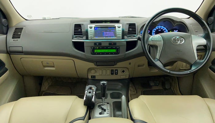 2013 Toyota Fortuner 3.0 AT 4X2, Diesel, Automatic, 1 km, Dashboard