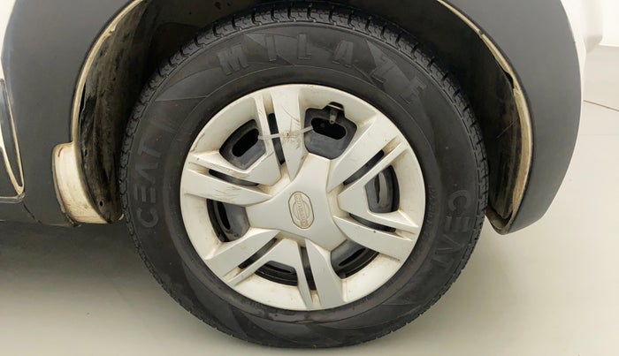 2016 Datsun Redi Go S, Petrol, Manual, 42,903 km, Right Front Wheel