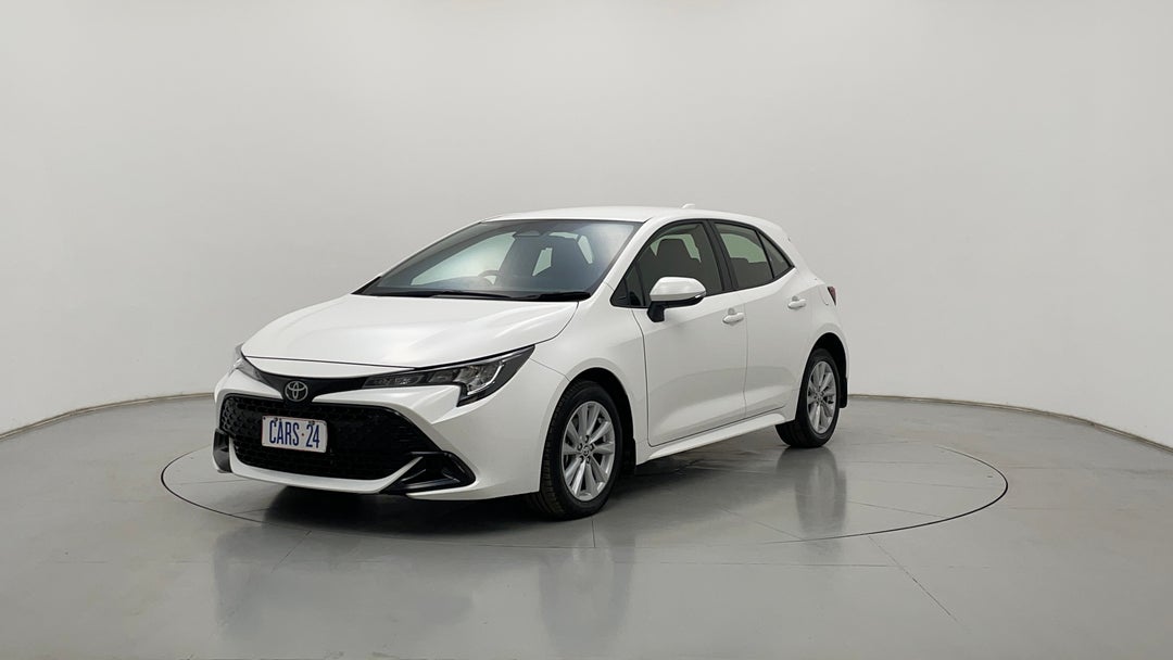 Left Front Diagonal (45- Degree) View