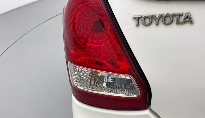 2011 Toyota Etios G, Petrol, Manual, 85,630 km, Left tail light - Reverse gear light not functional