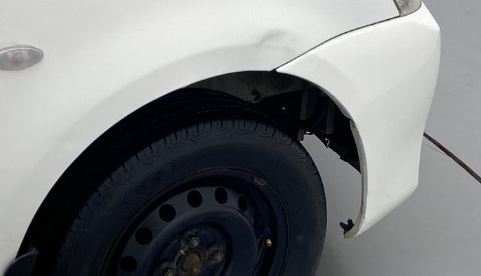 2011 Toyota Etios G, Petrol, Manual, 85,630 km, Right fender - Lining missing