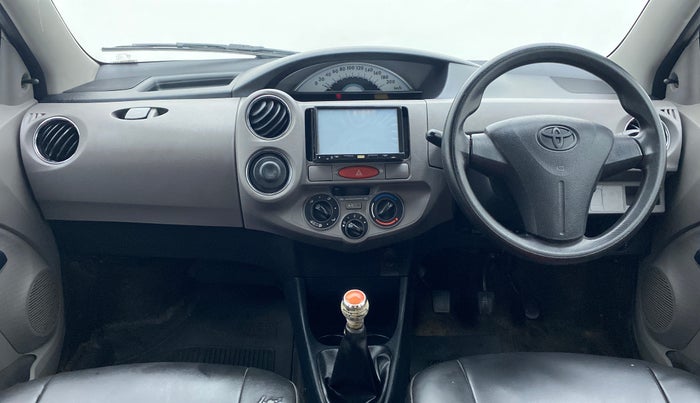 2011 Toyota Etios G, Petrol, Manual, 85,630 km, Dashboard
