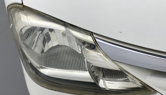 2011 Toyota Etios G, Petrol, Manual, 85,630 km, Right headlight - Minor scratches