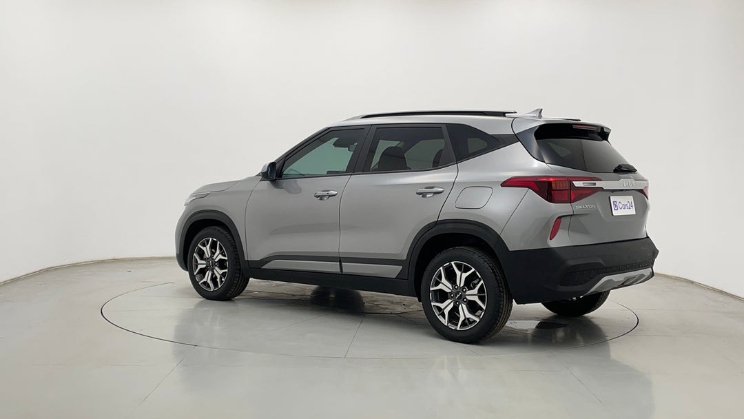 Left Back Diagonal (45- Degree) View