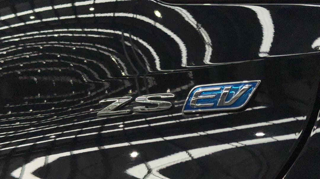 2022 MG ZS EV Essence, Automatic, 37611 km, Badge (Boot Right Side)