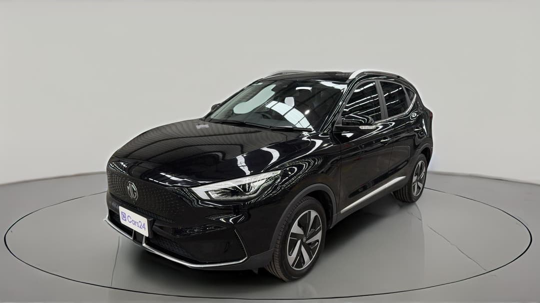 2022 MG ZS EV Essence, Automatic, 37611 km, Left Front Diagonal (45- Degree) View