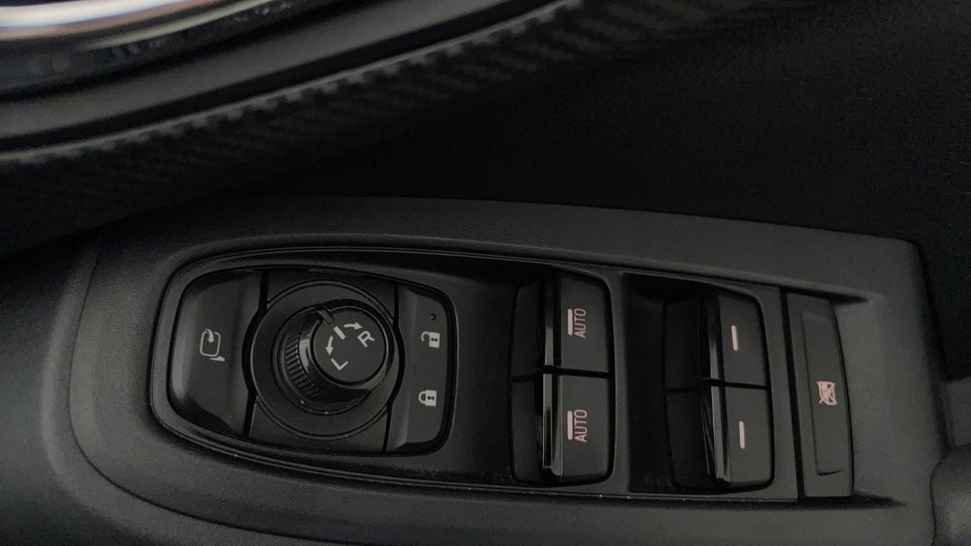 2023 Subaru Crosstrek AWD 2.0l, Automatic, 48980 km, Drivers Side Door Panel Controls