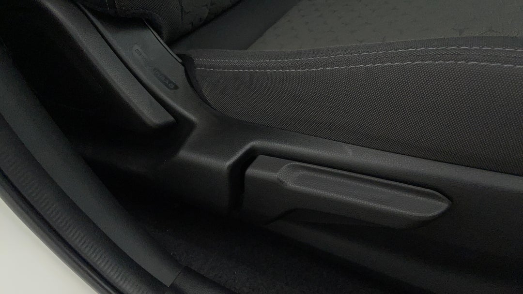 2023 Subaru Crosstrek AWD 2.0l, Automatic, 48980 km, Drivers Side Adjustment Panel