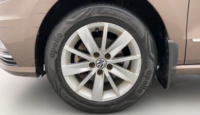 2016 Volkswagen Ameo HIGHLINE1.2L, Petrol, Manual, 53,389 km, Left Front Wheel