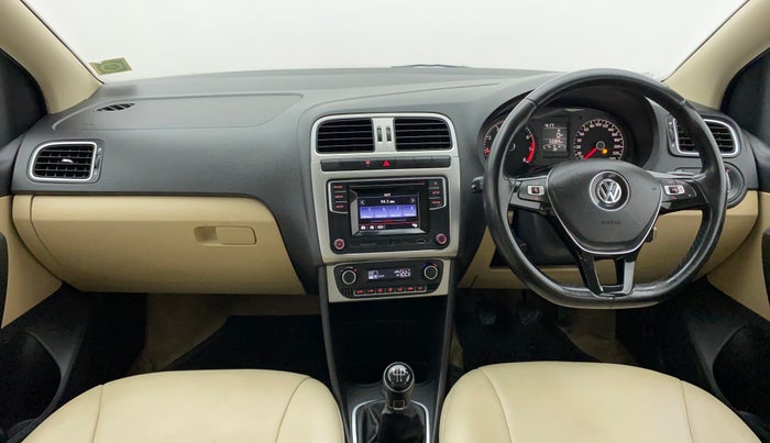 2016 Volkswagen Ameo HIGHLINE1.2L, Petrol, Manual, 53,389 km, Dashboard