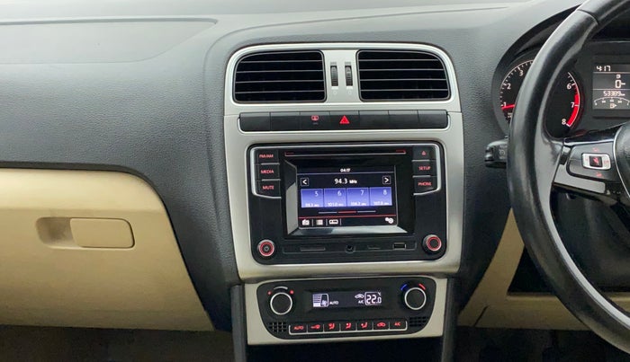 2016 Volkswagen Ameo HIGHLINE1.2L, Petrol, Manual, 53,389 km, Air Conditioner