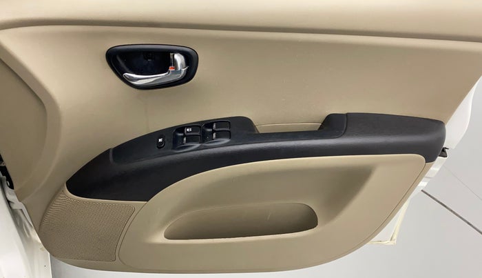2013 Hyundai i10 MAGNA 1.1, Petrol, Manual, 63,462 km, Driver Side Door Panels Control
