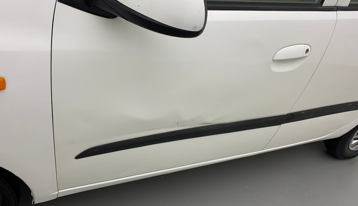 2013 Hyundai i10 MAGNA 1.1, Petrol, Manual, 63,462 km, Front passenger door - Slightly dented