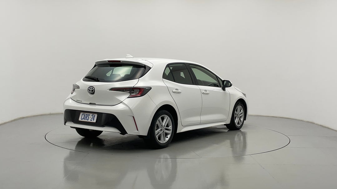 Right Back Diagonal (45- Degree) View