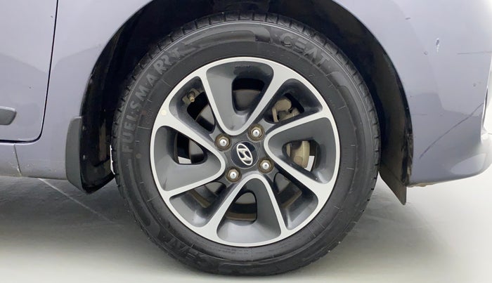2018 Hyundai Grand i10 SPORTZ AT 1.2 KAPPA VTVT, Petrol, Automatic, 51,454 km, Right Front Wheel