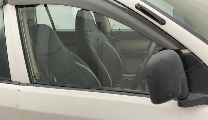2011 Hyundai Santro Xing GL PLUS, Petrol, Manual, 58,503 km, Driver-side door - Weather strip has minor damage