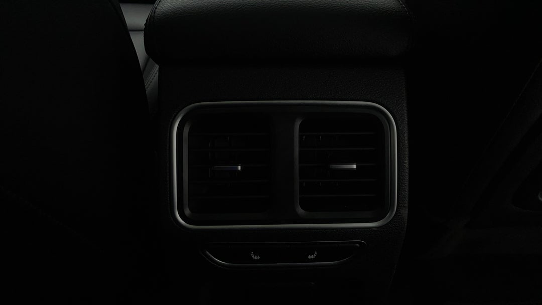 Rear A/C Vent