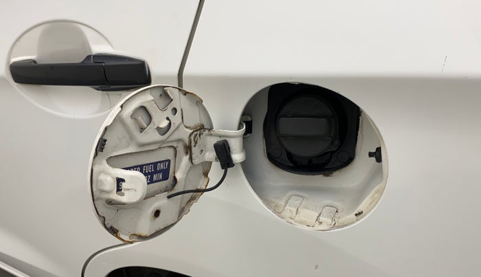 2015 Honda Amaze 1.2L I-VTEC E, Petrol, Manual, 73,570 km, Left quarter panel - Fuel lid lock has slight discoloration
