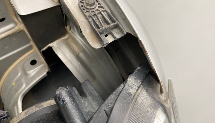 2016 Renault Kwid RXL, Petrol, Manual, 35,226 km, Left headlight - Clamp has minor damage