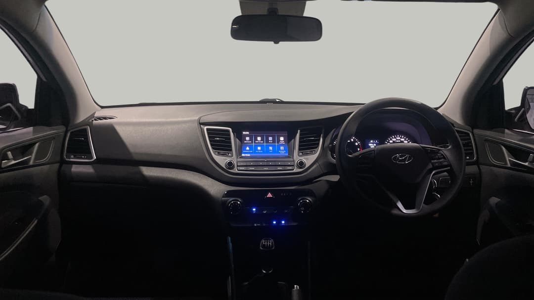 2017 Hyundai Tucson Active (FWD), Manual, 75212 km, Dashboard View