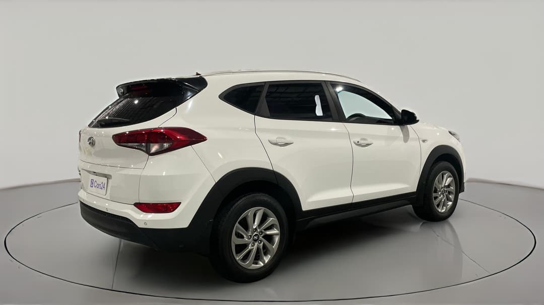 2017 Hyundai Tucson Active (FWD), Manual, 75212 km, Right Back Diagonal (45- Degree) View