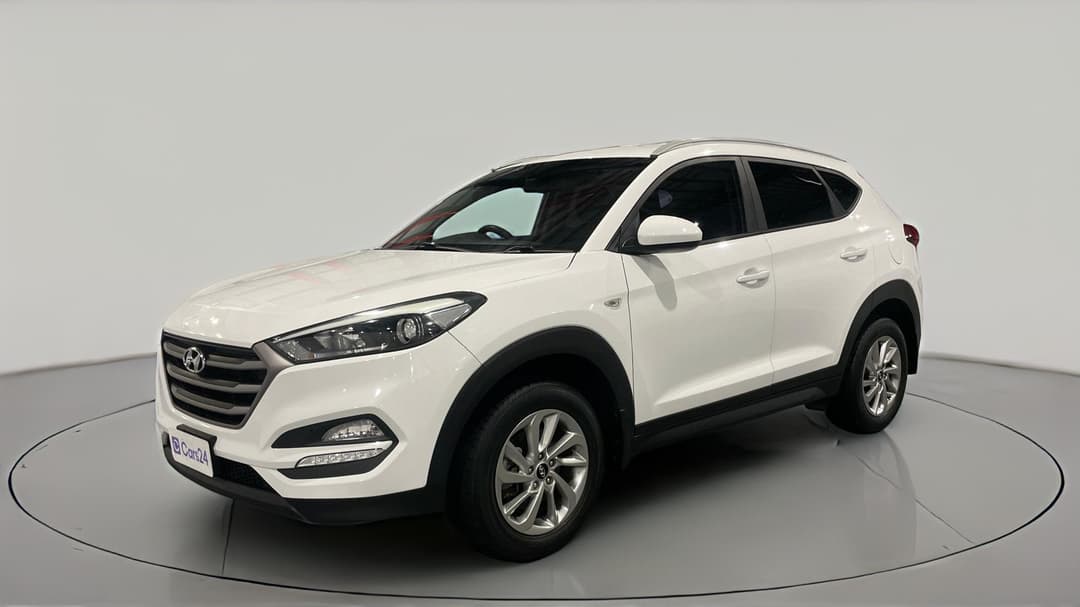2017 Hyundai Tucson Active (FWD), Manual, 75212 km, Left Front Diagonal (45- Degree) View