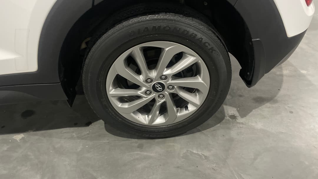 2017 Hyundai Tucson Active (FWD), Manual, 75212 km, Left Rear Wheel